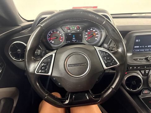 Used 2018 Chevrolet Camaro LT RWD image 16