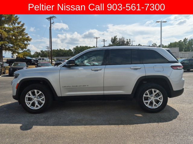 Used 2023 Jeep Grand Cherokee Limited RWD image 2
