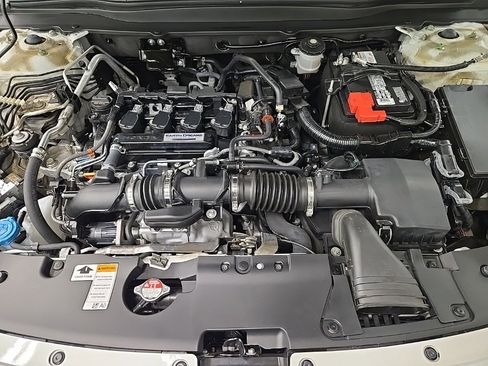 Used 2019 Honda Accord Sport image 12