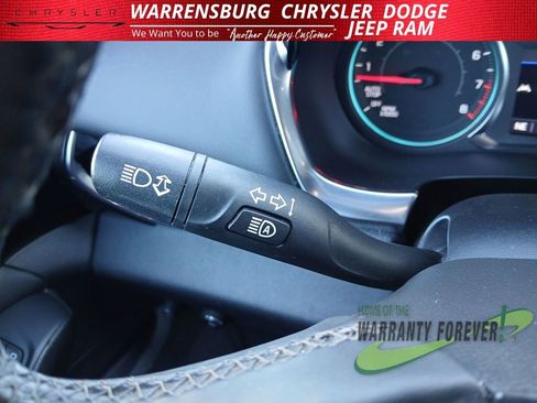 Used 2024 Chevrolet Traverse RS image 20