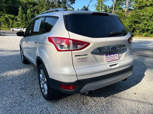 Used 2016 Ford Escape Titanium AWD/4WD image 3
