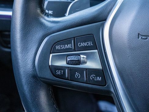 Used 2019 BMW 330i xDrive Sedan w/ Convenience Package image 22