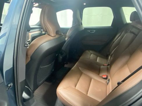 Used 2024 Volvo XC60 B5 Plus w/ Climate Package AWD/4WD image 13