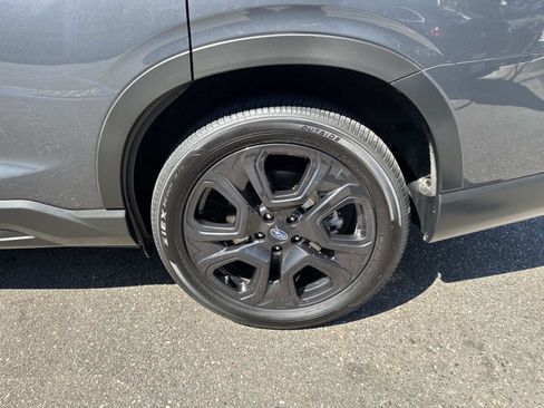 Used 2023 Subaru Ascent Onyx Edition image 8