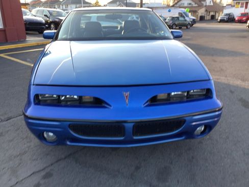 Used 1994 Pontiac Grand Prix SE image 2