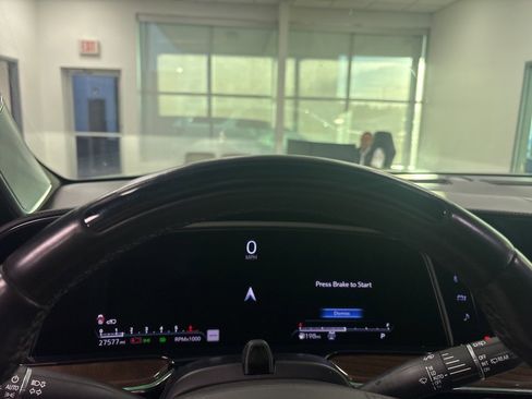 Used 2024 Cadillac Escalade Sport Platinum image 19