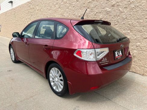 Used 2011 Subaru Impreza 2.5i Premium w/ PWR Moonroof Value Pkg AWD/4WD image 5
