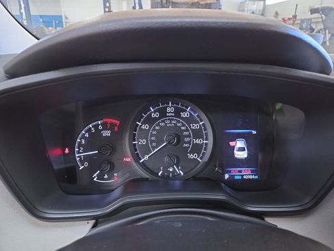 Used 2020 Toyota Corolla L image 16