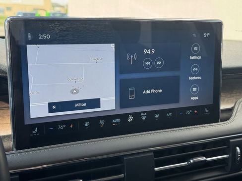 Used 2023 Lincoln Corsair Reserve w/ Equipment Group 201A image 14