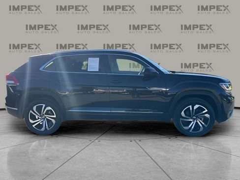 Used 2023 Volkswagen Atlas Cross Sport SEL image 6