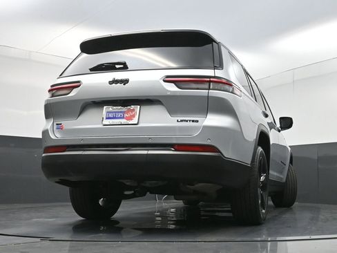 Used 2023 Jeep Grand Cherokee L Limited w/ Black Appearance Package RWD image 36