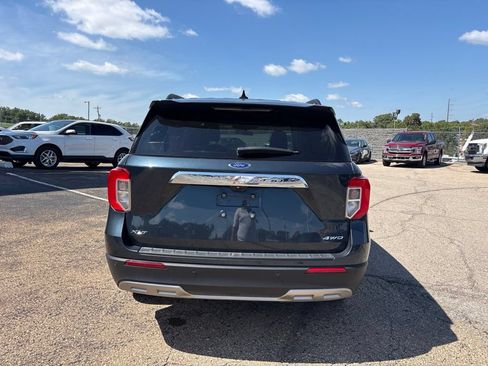Used 2023 Ford Explorer XLT w/ Equipment Group 202A AWD/4WD image 6