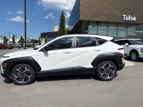 Used 2026 Hyundai Kona SEL Premium FWD image 1