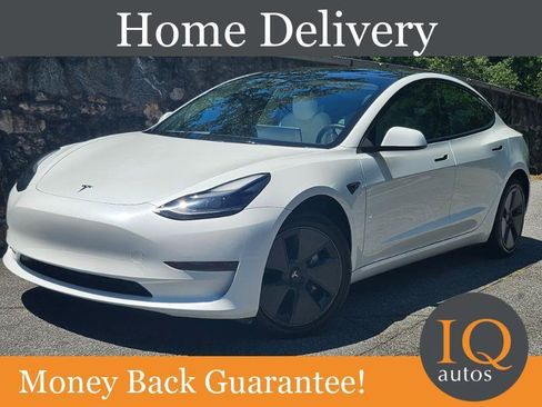 Used 2023 Tesla Model 3 Standard Range RWD image 1