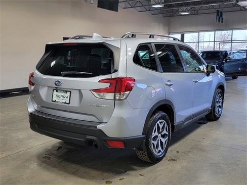 Certified 2023 Subaru Forester Premium image 6