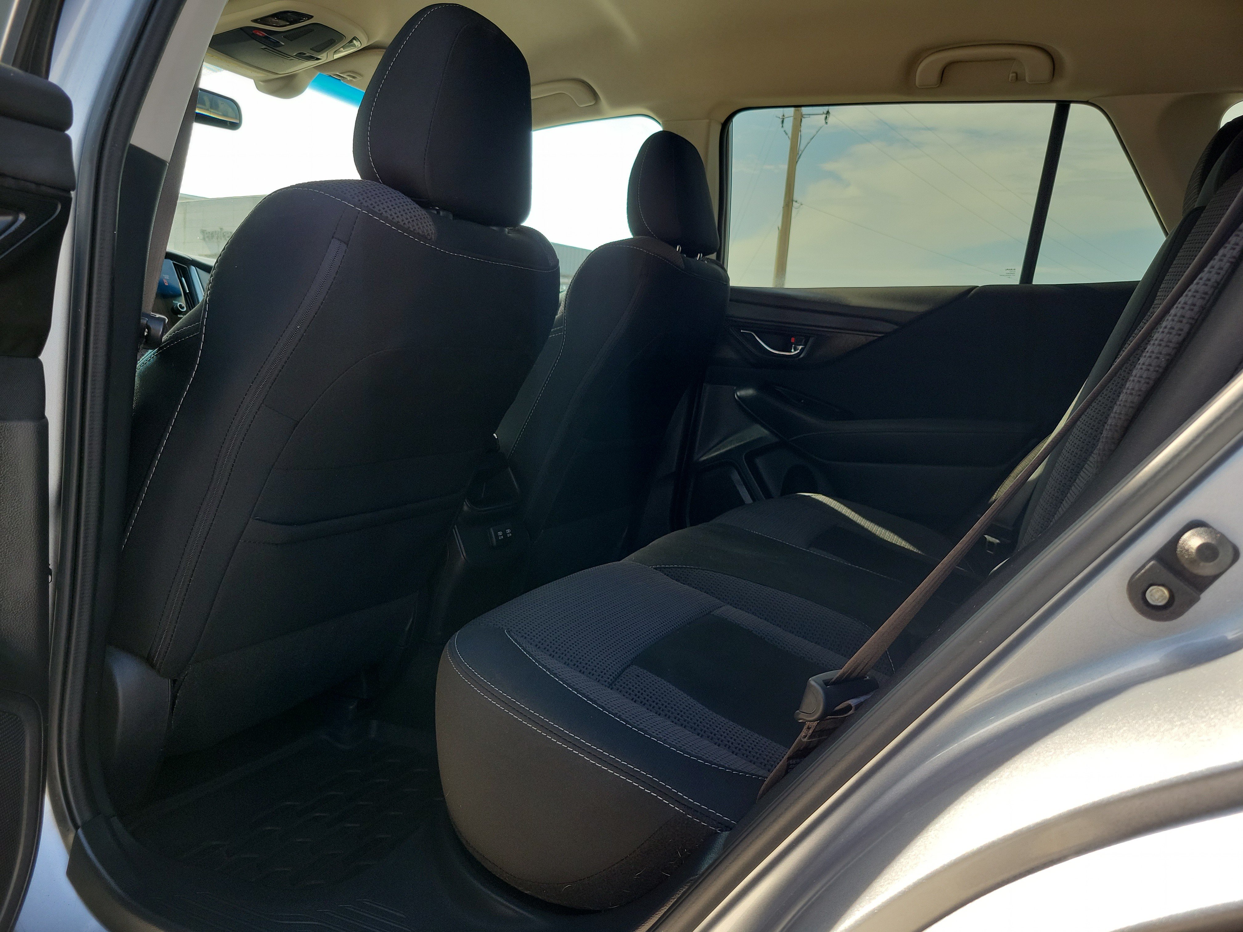 Used 2021 Subaru Outback Premium AWD/4WD image 10