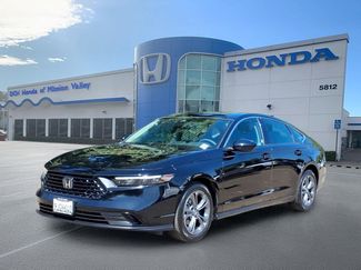 Used 2023 Honda Accord EX video 1