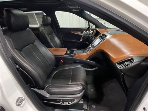 Used 2020 Lincoln Nautilus Black Label image 30