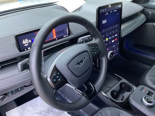 Used 2023 Ford Mustang Mach-E Premium AWD/4WD image 27