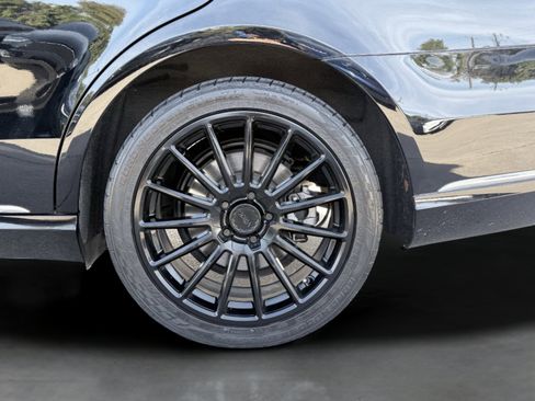 Used 2014 Mercedes-Benz E 350 Sedan image 81