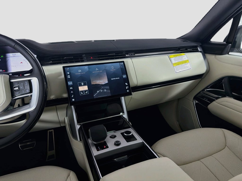 New 2027 Land Rover Range Rover Long Wheelbase SE AWD/4WD image 25