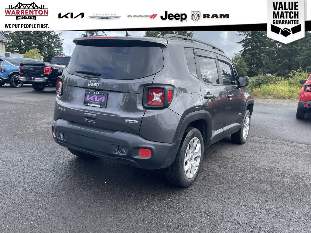 Used 2018 Jeep Renegade Latitude AWD/4WD image 7