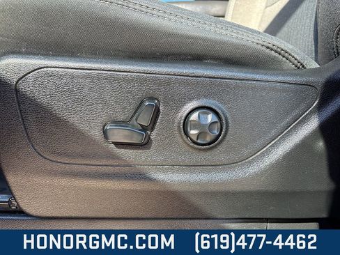 Used 2021 RAM 1500 Big Horn image 13