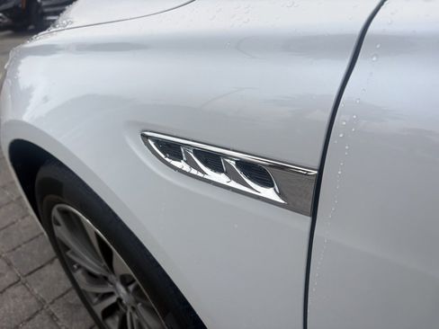 Used 2017 Buick LaCrosse Preferred image 10