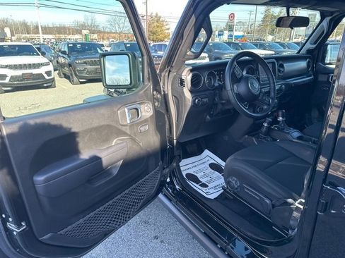 Certified 2022 Jeep Wrangler Unlimited Sport image 12