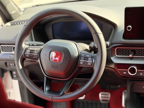 Certified 2024 Honda Civic Type R image 19