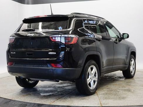 Used 2023 Jeep Compass Latitude image 5