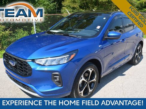 Used 2023 Ford Escape ST-Line Select w/ Tech Pack #2 AWD/4WD image 1