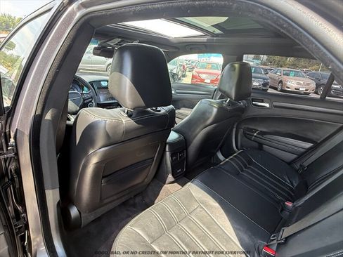 Used 2015 Chrysler 300 S w/ 300S Premium Group RWD image 16