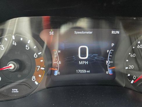 Used 2025 Jeep Compass Latitude AWD/4WD image 12