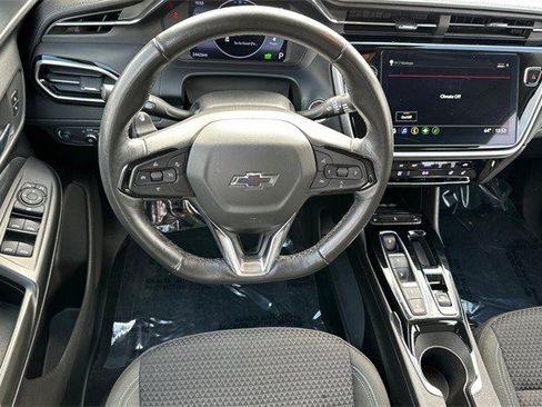 Certified 2022 Chevrolet Bolt EUV LT w/ Comfort Package image 27