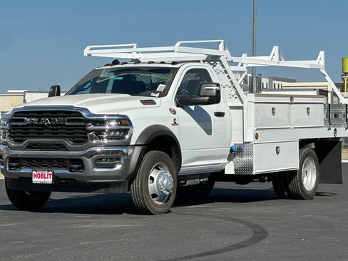 New 2026 RAM 5500 Tradesman w/ Chrome Appearance Group image 7