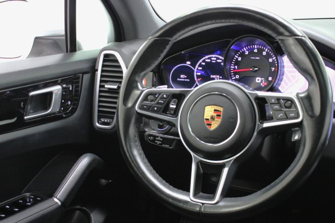 Used 2020 Porsche Cayenne AWD/4WD image 48