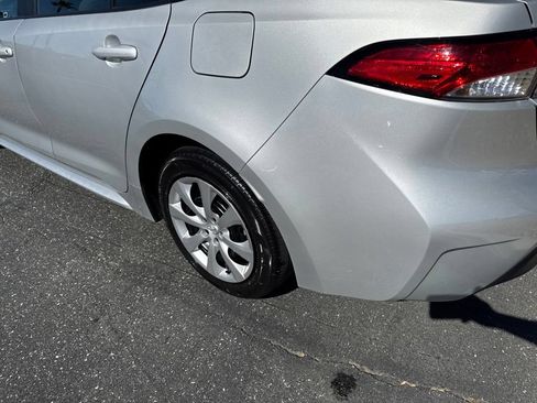 Used 2025 Toyota Corolla LE FWD image 10