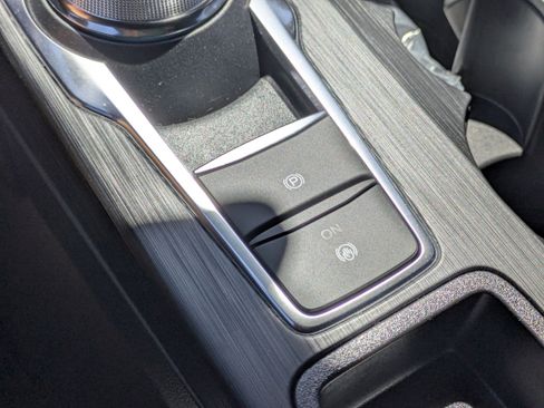 New 2025 Ford Escape ST-Line w/ Equipment Group 301A image 33