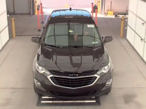 Used 2020 Chevrolet Equinox LT AWD/4WD image 2
