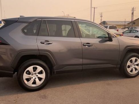 Used 2024 Toyota RAV4 LE AWD/4WD image 2