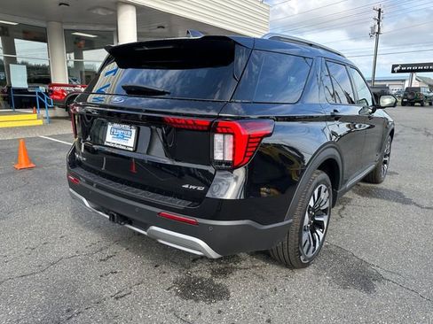 New 2025 Ford Explorer Platinum w/ LUX Leather Package image 3