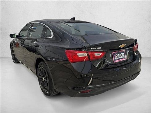 Used 2025 Chevrolet Malibu LT FWD image 3
