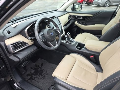 Used 2023 Subaru Outback Limited image 8