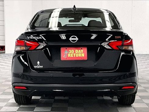 New 2025 Nissan Versa SR w/ Trunk Package image 4