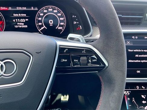 Used 2024 Audi RS 7 Performance image 21