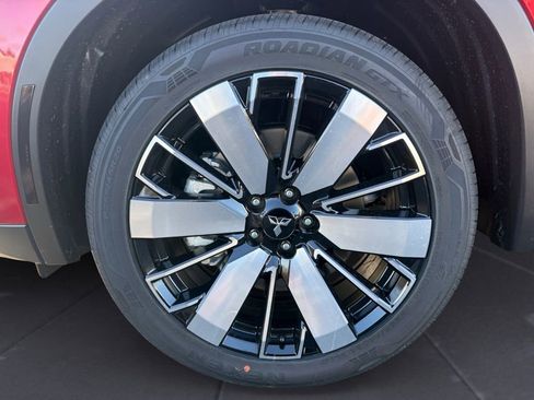 New 2026 Mitsubishi Outlander SE image 9