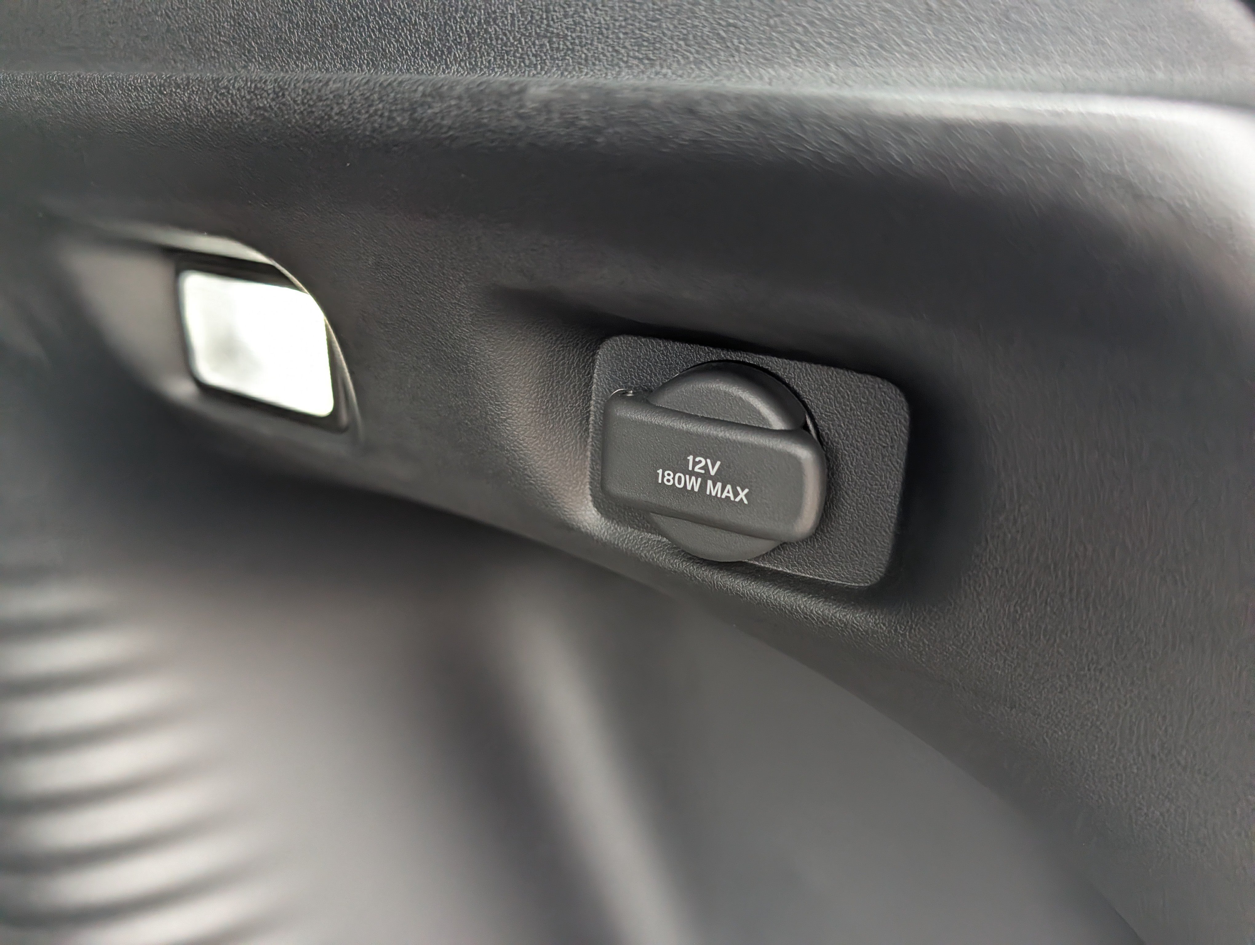 Used 2025 Honda HR-V Sport image 19