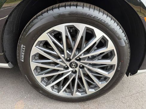 New 2026 Hyundai Palisade Calligraphy AWD/4WD image 13