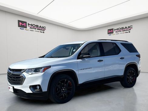 Used 2019 Chevrolet Traverse Premier w/ Redline Edition image 3
